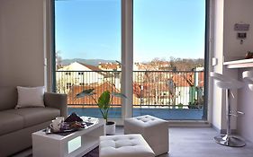 Bellevue Apartment